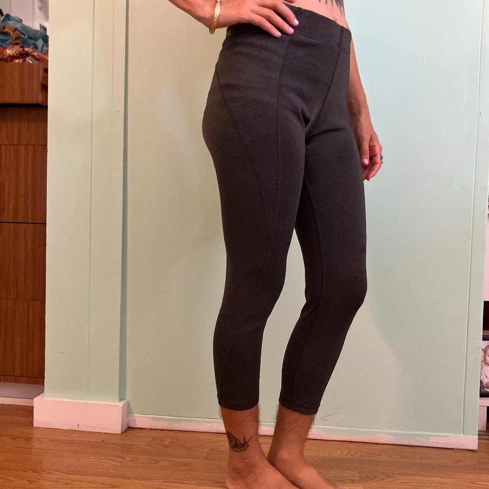 M Ivy Park gray capri leggings